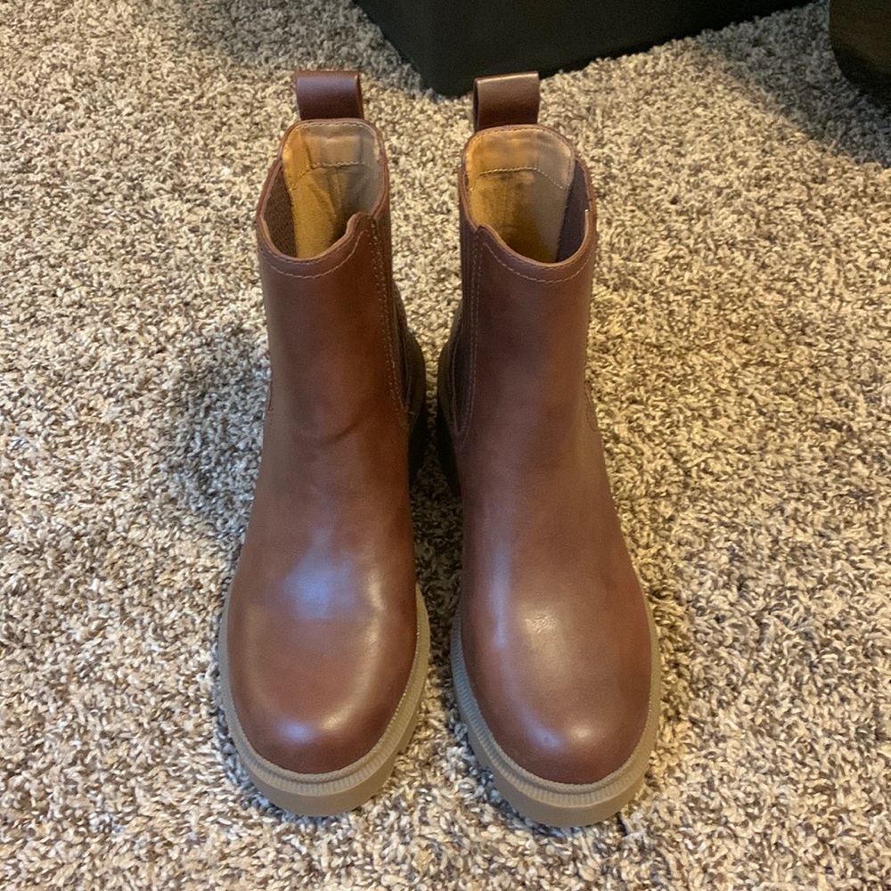 Brown boots